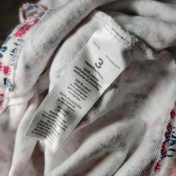 Carter's Baby Girl 3 Month Floral and Cactus Top Bundle - Picture 3 of 11